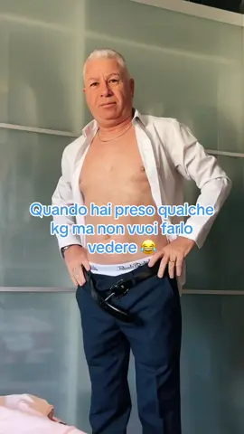 Ognuno ha i suoi trucchetti 😂 @Massimo Varamo #maaaèvalè #ehvaleee #ridere #coppia #moglieemarito #mammaepapà #mamma #papá 