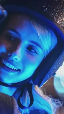 Who’s a Nerve watcher? 🤩🤳.                    #nerve #film #emmaroberts 