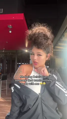 😂 we married in my head bye 