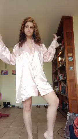 não vou usar a jaqueta hj pq faz calor no rio de janeiro mesmo tendo feito mto frio ontem enfim vamos acabar com o aquecimento global #OOTD #fashiontiktok #fashion 