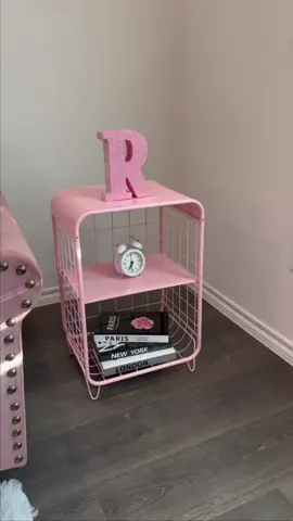 Pink living room finds 💖🩷🎀 #pinkfinds #pinknails💕💅 #pinkeverything💁🏼‍♀️💞💕💖💎💖💕💞 