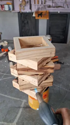💡 ideia genial com sobras de madeira pinho #palets #madeira #madeirapinho #madeirarustica #tiktok 
