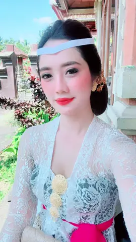 Tutorial makeup sanggul bali ala aku😊😁 #msh harus banyak belajar#kangggoin untuk diri sendiri😊