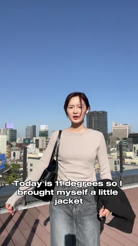 11 degrees weather is dropping like crazy do we get a fall? #Joinkoko #koreadventures #korea #korealiving #koreancanadian #seoul #브이로그 #일상 #OOTD #koreaweather 