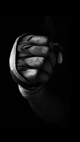 Hoje não tem frase motivacional, para de protelar e vi correr a tras do você quer! #susseso  #dinheiro  #inteligenciafinanceira  #motivação  #frasemotivação