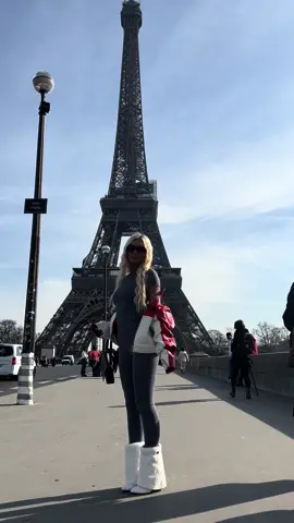 someone take me to the cuty of luv😊❤️