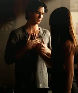 A tensão dessa cena>>>> #delena #damonsalvatore #elenagilbert #tvd #tvdedits #fypシ゚viral #foryou 