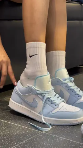 BEST COLORWAYS FOR COUPLE ️ JORDAN 1 LOW 