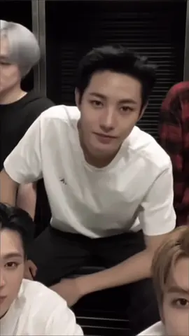 ถ้าหนูคิดว่าเขาดีกว่าเฮียก็ไปเถอะ #renjun #เหรินจวิ้น #เฮียเหริน 