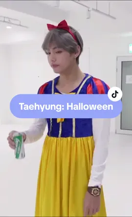[9 seconds] this was such an iconic video idol: V (Taehyung) group: BTS . . . . . #taehyung #kimtaehyung #v #btsv #btsfancam #taehyungfancam #vfancam #taehyungsnowwhite #halloweenfancam #halloweenkpop #kpophalloween #halloween #halloweenkpopfancam #kpophalloweenfancam #ggfancam  #ggfancams #girlgroupfancam #girlgroupfancams #kpopfancam #kpop #fancam #kpopfyp #fancamfyp #fypシ #froggysfancams #foryoupage #fyp #viral 