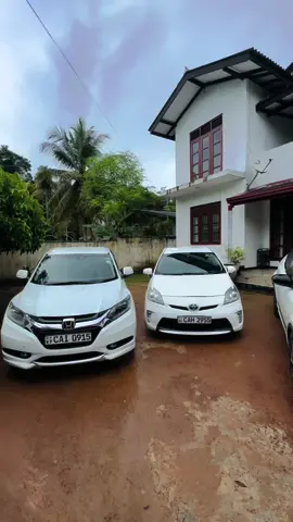 #toyotachr #hondavezel #suzukiwagonr #toyotaprius 