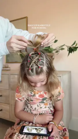 Filming a Q&A soon! 🧡🧚🏻‍♀️✨🫶🏻 What questions do you have?!! #hairtutorial #hairstyle #hairtok #viralhair  #halfuphalfdown #toddlersoftiktok #heatlesshair #easyhairstyles #schoolhairstyles #trending #hairideas #hairinspo #Lifestyle #MomsofTikTok #trending #shorthair #kidshairstyles #slickedhairstyles #youngmom #cleangirlaesthetic #relatable #momanddaughter 
