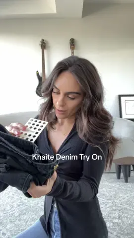 Add to the short but important list of denim I will be living in. Obsessed with the #khaite Danielle jean 🤌🏽 #denimtryon #fallfashion #capsulewardrobe 