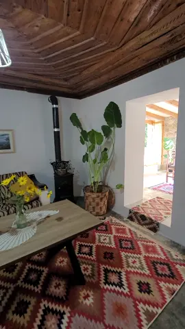 #whygoalbania #fshatratshqiptare #bashajvillage #guesthouse #foryoupage #villagelife #aromefshati 