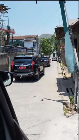 Sopan Santun Ketika Bertemu Warga #fypシ #bandunghits #video #viral #pengawalan #indonesia #walpri #patwal #kabupatenbandung #jawabarat #polisi#iringiringan #giat #2023 