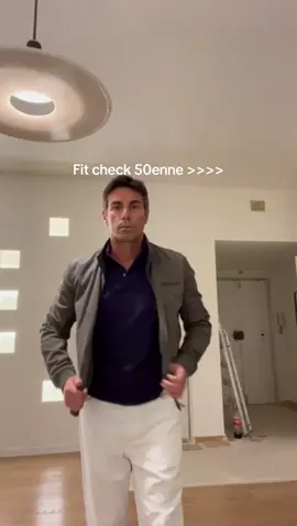 Finalementeeee l’ho convinto #fitcheck #outfitdelgiorno #neiperte #perte #modauomo #zioenrico #famigliaitaliana #outfituomo #cinquantenne 
