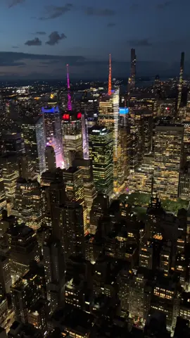City views 😍😍 #newyork #nyc #newyorkcity #bestcity #cityview #manhattan #manhattanview #newyorknewyork #nycrooftop 