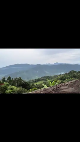 #รักเอ๋ย #คิดถึง #บรรยากาศ #รักการเดินทาง #ธรรมชาติบําบัด🍃 #ภูเขา #ท้องฟ้า⛅🌈 #fypシ 