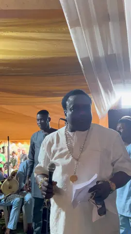 An excerpt from my next album 💿  You have known that with me, there is no delivery less of excellence,  shouldn’t expect less, so, as usual, expect a phenomenal work of art. Wishing you a remarkable weekend! 💝 #olufimoworldwide #saheedosupa #fypシ゚viral #fuji 