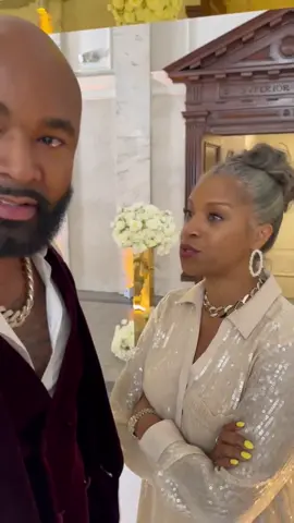 When Rolonda ask Mike does he think Wayne is dealing with Amber #foryourpage #fypシ #longervideos #foryoupage #tiktokcomedy #foryou #kountrywayneskits #comedy #kountrywayne #viraltiktok #kountrywaynecomedy 