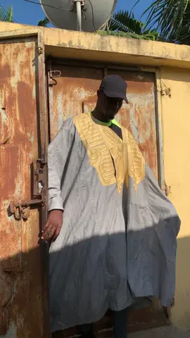 Maquillage oklm 😂 @geoffreysmyss Officiel @Evodia Cérise🍒Mbairo @Jules Koffi Official @JUST_MOTIV @virginie ❤️‍🔥🩸❣️♥️ @Irïchöü05⛹️‍♀️😍〽️ @Sixko228 officiel 🎙️ 