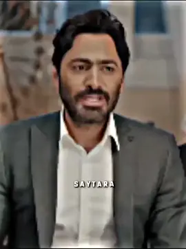 تامر حسني اتصدام يعاني 🤣🤣 