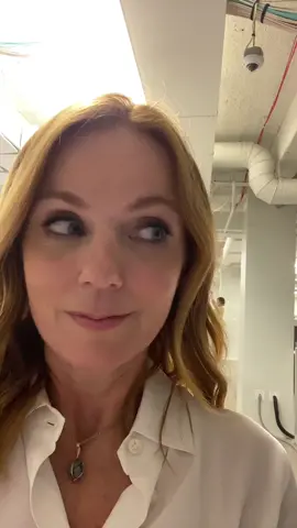 @Geri wouldnt tell me how to use 0.5 but she told me everything else on @Podcrushed out Oct 11 #gerihalliwell #gerihalliwellhorner #spicegirls #podcrushed 