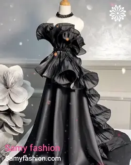 Step into a world of style and elegance with our latest fashion video! 💃✨ Join us on a journey of glamour and discover the hottest trends and chic looks that'll leave you inspired. Get ready to elevate your fashion game! 💄👗👠 #fashion #OOTD #ootdvietnam #redhot #fashionstyle #fashionista #fallwinter #fall2023 #SAMYFASHION #xuhuong #xuhuong2023 #trend #trendingnow #trendingvideos #trendingreels