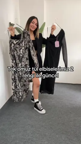 Çok sevdik yeniden stokları güncellendi 🖤 #elbise #elbisemodelleri #elbisedeğişimi #elbiseönerileri #OOTD #kombin #öneri #fyp 