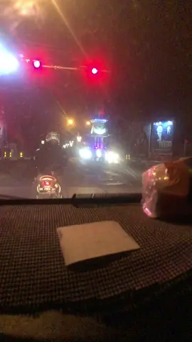 Suasana perjalanan malam di Kota Barru