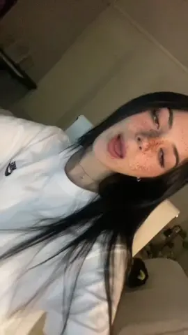 pero yo solo quiero estar en tu boca #fypシ 