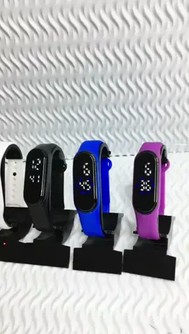 *❇️COMBO❇️*   10 Unidades  RELÓGIOS UNISSEX  LED A PROVA D’ÁGUA  *💸💸R$ 104,90💸💸* 😱😱 *(PODE ESCOLHER AS CORES QUE DESEJA)* 📛Mais informações pode chamar no privado 📛 📦 Frete a combinar!  #relogios  #vendas  #shopee  #vemquetem  #💯 