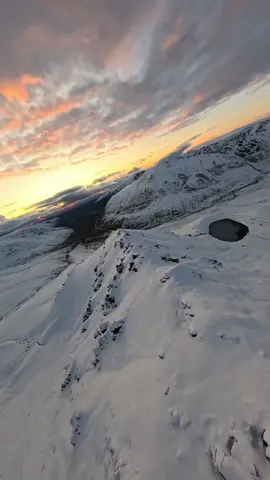 (Longer Video but worth it) 🤩 Its snow season in the alpine reagions of Alaska! Absolutely incredible fpv video was captured just one week ago #alaska #calm #nature 