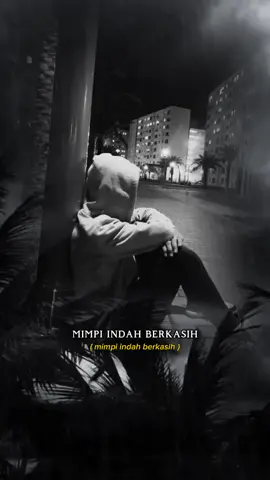 Lirik lagunya bikin 😔 #lagusad🥀 #liriklagu #sadstory #masdomol_ #CapCut 