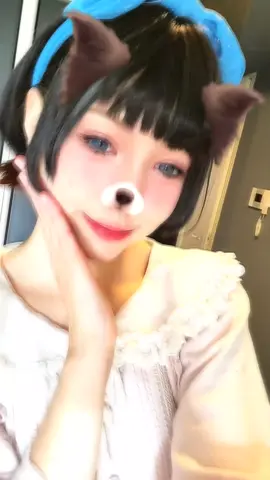 These contacts are so prettyyy #rukacosplay #rukasarashinacosplay #rentagirlfriend #rentagirlfriendcosplay #rukachan #ruka #rukasarashina #cosplay 