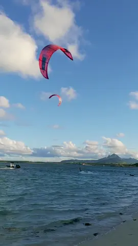 Sports in the sea include physical and recreational activities in the water, in the sea, in the ocean, in the lake and in the river.  This sports offers a unique combination of adventure, physical exercise and connection with nature.  Here is a brief description of the sports and popular genres:  Voile: The voile implies the manipulation of the voilier to be replaced on the water and used by the force of the vent.  This is a relaxing and competitive sport.  Surf: Les surfeurs mount sur des planches spéciales pour chevaucher les vagues de l'océan, cherchant des sensations fortes et l'équilibre parfait.  Planche à voile: The planchistes use a special planche and a voile for glisser on the water, en combinant les compétences de la voile et du surf.  Plongée sous-marine : Les plongeurs explorent les profondeurs de la mer en utilisant des équipements de plongée pour observer la vie marine et les paysages sous-marines.  Kayak: Les kayaks are small embarcations on one side.  The kayakists navigate souvent in the eaux calmes or tumultueuses, en profitant from the adventure and the beauty of nature.  Paddleboard: Les amateurs de paddleboard se time debut on a planche and use a pagaie pour se propulser sur the water.  This is an excellent exercise to strengthen the equilibrium and the strength of the corps.  Kitesurf: The kite surfers use a plane and a cerf-volant for each tire to travers the water, effectuant of the sauts and the manœuvres aériennes.  Ski nautique: Les skieurs nautiques sont tires derrière a bateau en utilisant une corde tout en skiant sur l'eau.  Plongée en apnée: Les amateurs de plongée en apnée use mask, tuba and palms for explorer the surface of the water and observer of the vie marine without complete equipment de plongée.  Nation: The nation in the sea is a popular activity for relaxation and exercise, which means it is free from water or in the pools on the sea.  This sport offers a great variety of experiences, which is suitable for the amateurs of sensations, the love of nature or things that are easy to research and enjoy the rest of the activities in an aquatic environment. #Sailing #Surfing #Kitesurfing #Windsurfing #Kayaking #Paddleboarding #ScubaDiving #Snorkeling #JetSkiing #WaterSkiing #Wakeboarding #Fishing #Rowing #Boating #Yachting #Canoeing #Rafting #Swimming #Bodyboarding #SpearfishingWingsuit #TikTok #ForYou #Trending #Dance #Challenge #Viral #Cute #Funny #Music #DIY #LifeHacks #Makeup #Fashion #Travel #Fitness #Pets #Cooking #Gaming #Art #Comedy #Education #Beauty #LearnOnTikTok #Influencer #Halloween #Christmas #Nature #Relationships #Motivation #ExplorePage #longervideos  #longervideosontiktok  #4k#8k📸 