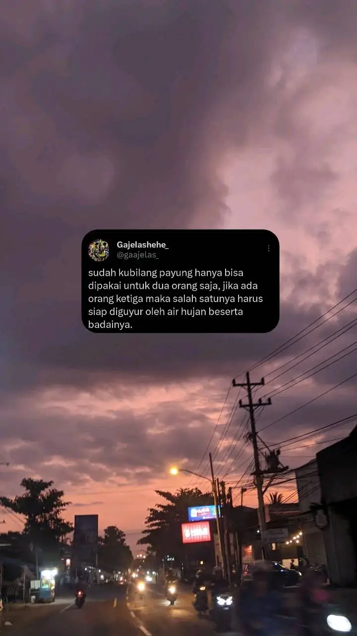 dlm hubungan yg perlu di tekankan itu kejujuran, komunikasi, baik hal pait ataupun itu manis🖤🤍 #ftp #fyp #fypシ #sad #sadstory #sadsong #quotes #quotesaesthetic #quotestory #viral #viralvideo #virall #idamanmu #gajelas #malemminggu #minggupagi #jowopride #jowopride #cidro  #anya 