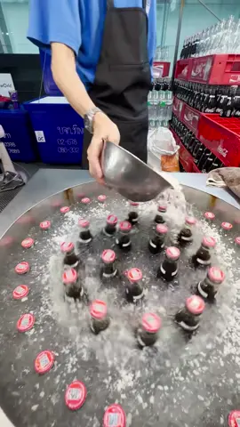 Special Ice Coca-Cola Making