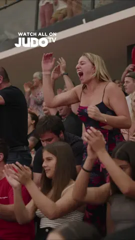 And this is what it means to win at home! Team Portugal takes the win and the crowd erupts! 🇵🇹✊🏼 Follow all the action on JudoTv.com  #JudoWorlds #Juniors #MixedTeams #Odivelas #Portugal  #Sport #Judo