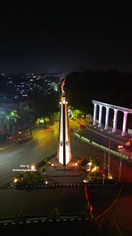 Tugu Kujang Kota Bogor di malam hari #bogor #bogorhits #bogorviral #kotabogor #tugukujangbogor #jawabarat #sunda #bogormalamhari #view #night #cinematic #nightvibes 