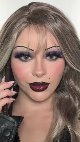 Tiffany Valentine/Bride of Chucky make up transformation #chuckybride #tiffanyvalentine #tiffanyvalentinecosplay #halloweenmakeup 