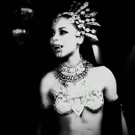 gimmie that #queenofthedamned #queenofthedamnededit #queenofthedamnedmovie #queenakasha #queenakashaedit #queenakashaedits #akashaedit #akashaedits #akasha #aesthetic #aaliyah #aaliyahdanahaughton #aaliyahedits #aaliyahedit #fyp #gothicstyle #blackandwhiteedit #aestheticedit #horrortiktok #viral  #gothicfilms #gothicmovies #horror #goth #gothedit #gothpoc #edits #blackgoth #vampire #thedamned #vampirequeen #vampireedit #gothicgirl #vampiregoth #gothgirl #2000s #2000sfilms #egyptian  #blackvampire #egyptianqueen #lestatdelioncourt #annerice  #interviewwiththevampire #vamps #typeonegative #iydkmigthtky #gimmiethat #gothicmetal #metal 