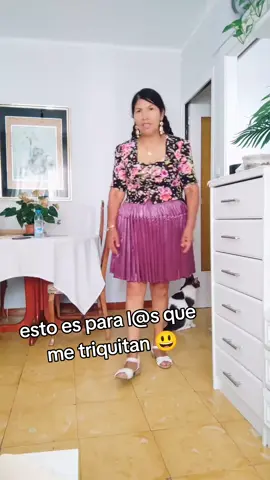 #criticonas #criticona #viraltiktok #humor #divercion #baile #barcelona #bolivia #bolivianos #bolivianita_vlogs 