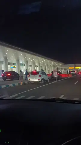 #bandarajuandasurabaya #videoviral #fypシ #fypシ゚viral #video2023_💯tiktok #soundviral #drivermudapunyacerita #juanda #driverfullsenyum #sidoarjotiktok 
