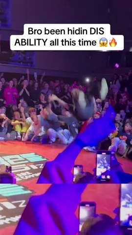 Bro is so talented 🎥 By @Akamz #bboy #breakdance #dancebattle #baile #viral #xyzbca #respect #fypシ 