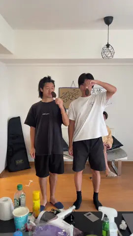 1人でアイスを2個食べるマジック🪄#設定せぶん #シェアハウス #友情より性欲 #マジック #アイス