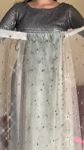 grey saree ❤️ #asianstyle #saree #sareelove #fashionista #oufit #casualoutfits #modelling #styling #sareedraping #sareetips  #newstylefashionwear #pakistani_tik_tok #trendingvideo #indiantiktok #whattowatch #dresses #foryoupage #restocking #aesthetic #fashionista #transformation #support_me #fyp #2023 #makeup #tiktok 