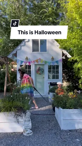 This is Halloween! 🎃👻 Tim Button meets Wes Anderson for a spooky cute fall day 🍁🌈 #colorfulhalloween #rainbowhalloween #thisishalloween #cutehalloween #colorfulhalloweendecor #rainbowpumpkins 