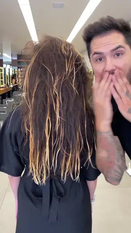 MORENA MEL  #hair #cabelo #cabelosaudavel #hairdresser #cabeloslongos @lowelloficial 