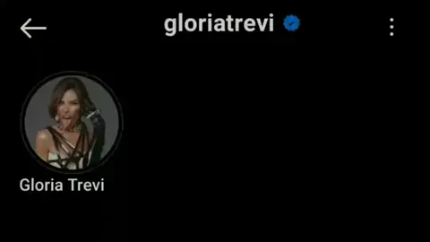 Nunca es suficiente el volumen cuando ponen vas a recordarme 🤧💔 #gloriatrevi #vasarecordarme #ellassoyyo #diosadelanoche #letrasdecanciones #spotify #music #parati #fyp #noflop @Gloria Trevi 